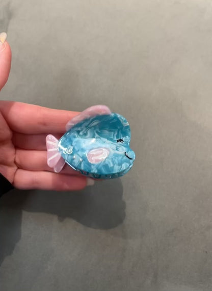 Light Blue & Pink Tropical Fish