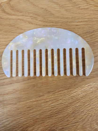 Large Comb