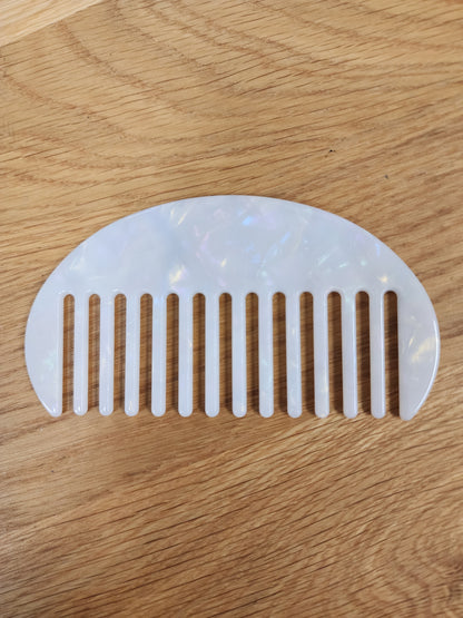 Large Comb