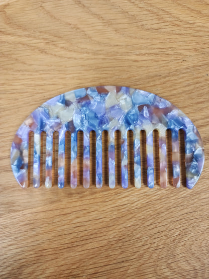Large Comb