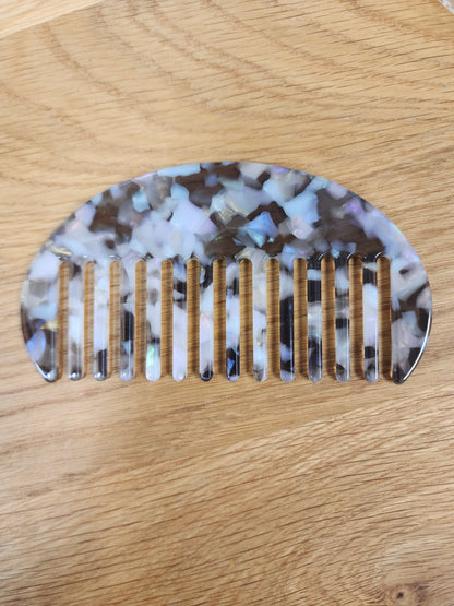 Large Comb
